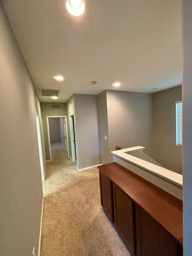 Building Photo - Beautiful Natomas 3/2.5 Home (Please Read Entire Marketing Ad for Viewings)