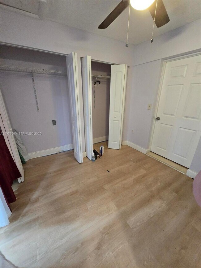 Building Photo - 6280 SW 18th St