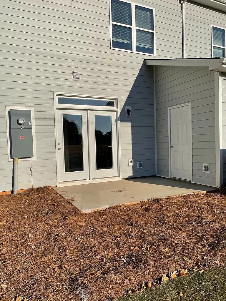 Building Photo - Room in Townhome on Johns Walk Way