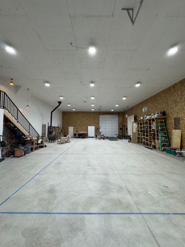 Building Photo - 2809 Casberg-Burroughs