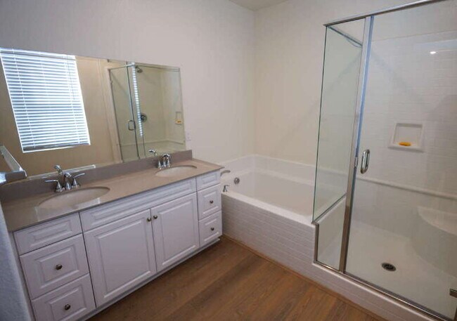 Building Photo - 19439 Seeding Palace Cir