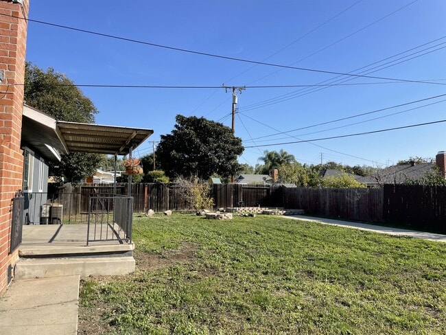Building Photo - 2634 Balfour Ave