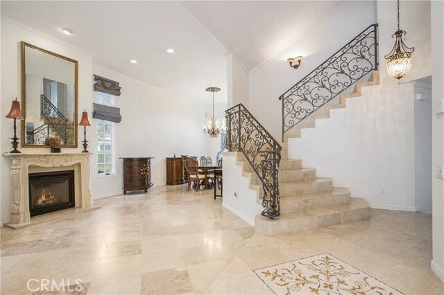 Building Photo - 25242 Bentwood