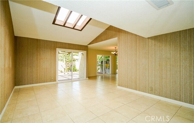 Building Photo - 26005 Andrea Ct