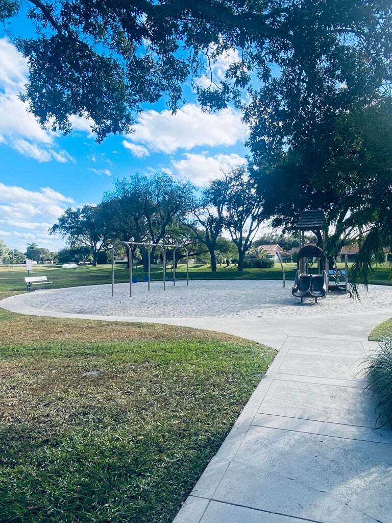 Building Photo - 5808 58th Way