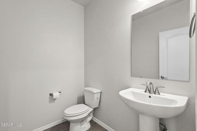 Building Photo - 7365 Frostline Pl