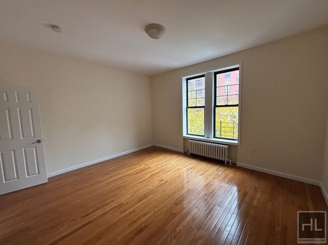 Building Photo - 53 W 72nd St