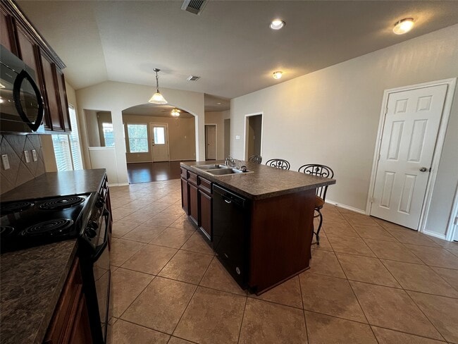 Building Photo - 2415 Sandy Fields Ln