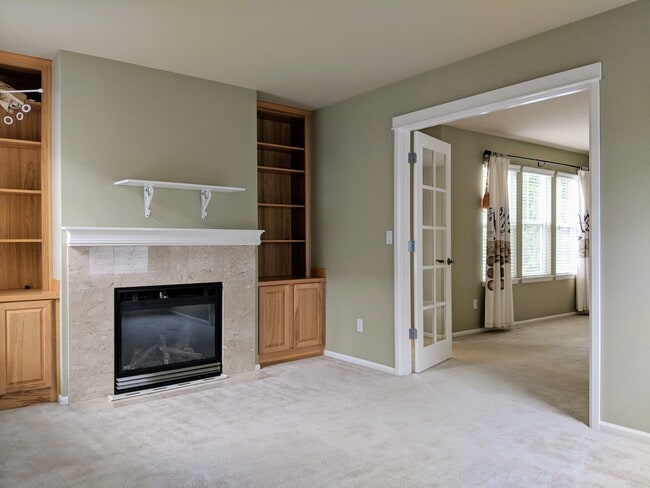 Building Photo - Beautiful 3 Bed 2.5 Bath 2 Story in Kirkland