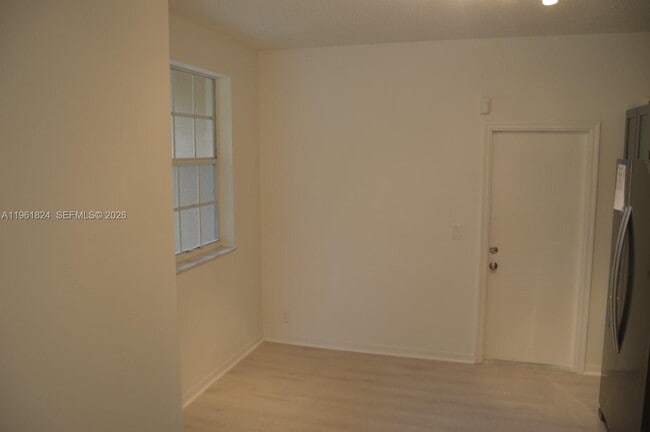 Building Photo - 3844 San Simeon Cir