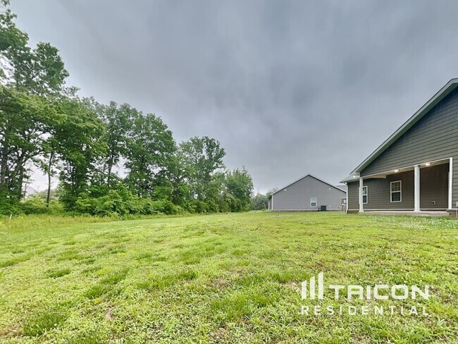 Building Photo - 829 Ellyson Dr
