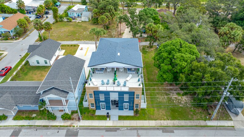 Building Photo - 527 N Garden Ave