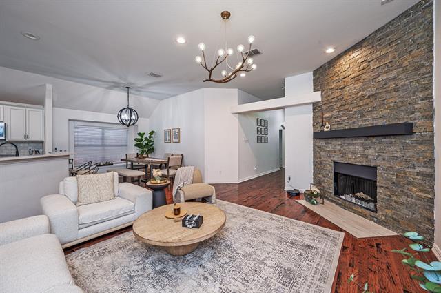 Building Photo - 8309 Green Ash Dr