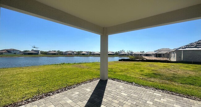 Building Photo - Savanna - Lakewood Ranch 4 Bedroom Annual ...