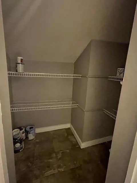 Building Photo - 2232 Grinstead Dr