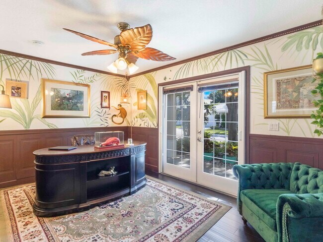 Building Photo - 6821 Hendry Dr