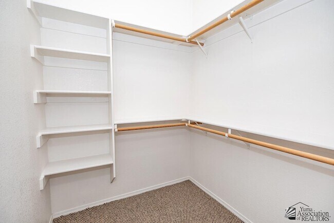 Building Photo - 11626 S Dorothy Dr