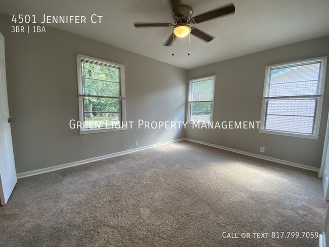 Building Photo - 4501 Jennifer Ct