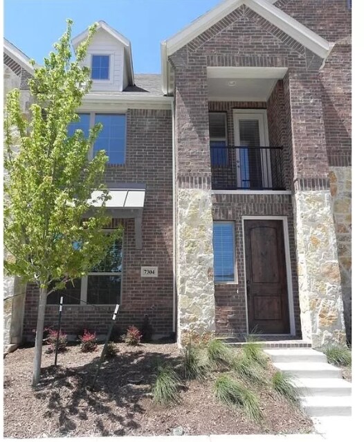 Primary Photo - 7304 Mitchell Dr