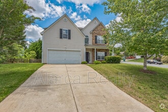 Building Photo - 2069 White Cedar Ln