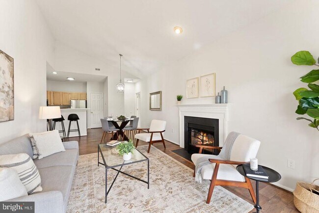 Building Photo - 14309 Climbing Rose Way