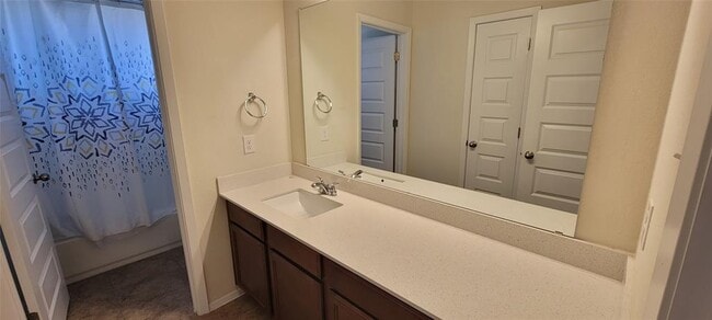 Building Photo - 127 Trailside Ln