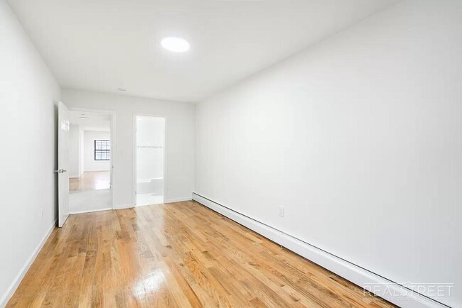 Building Photo - Brand New 3 Bed 2 Bath in Bushwick!