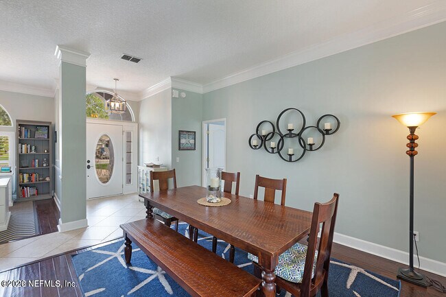 Building Photo - 1593 Blue Heron Ln