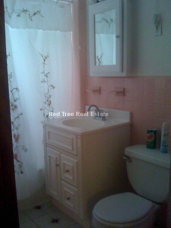 Building Photo - 141 Willow St