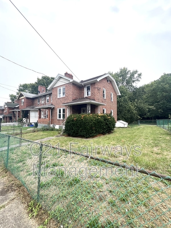 Building Photo - 453 Ohio Ave