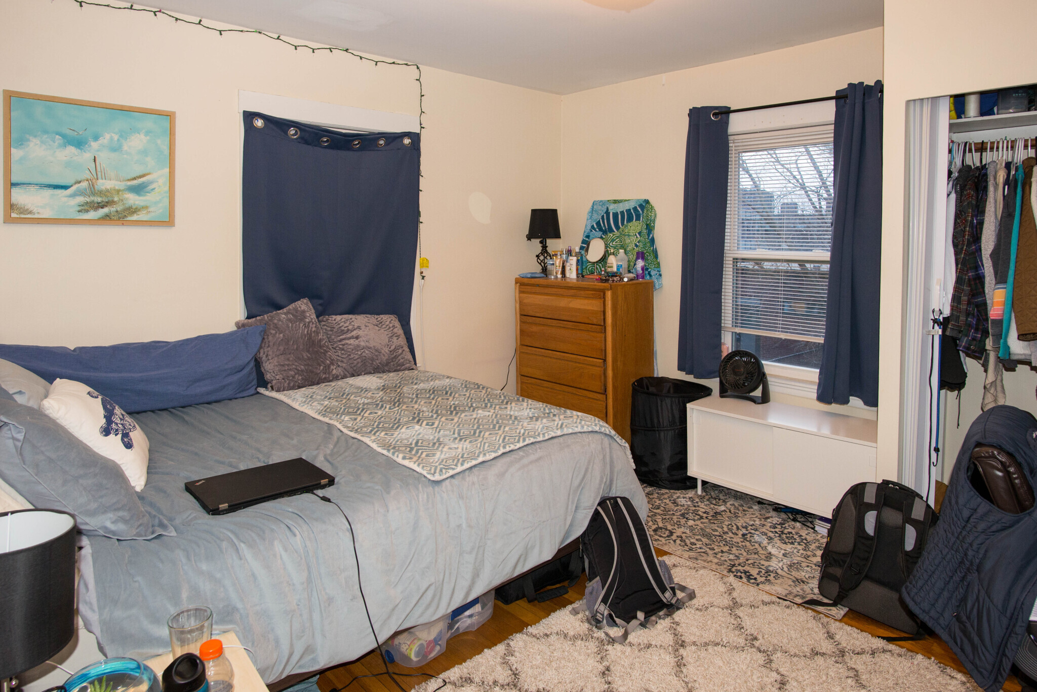 Building Photo - 11 Sunset St