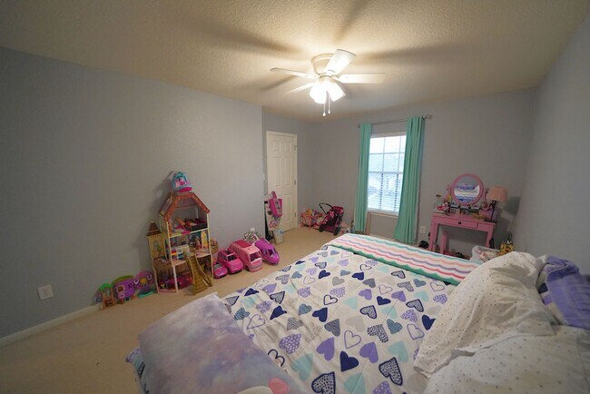 Building Photo - Gorgeous 5 Bedroom Rental in Cibolo! Realtor Commmission: $400