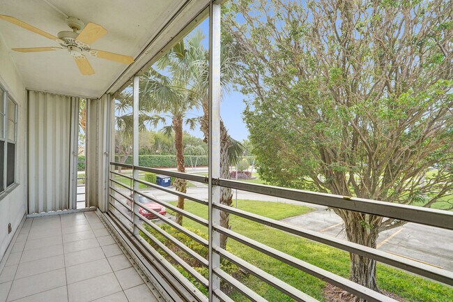 Building Photo - 57 Dorset Dr