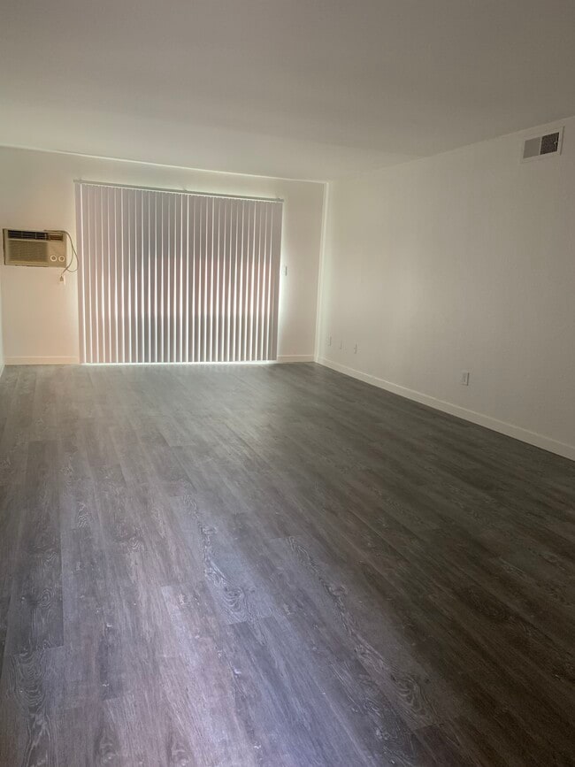 Building Photo - Monte Vista Manor Apartments