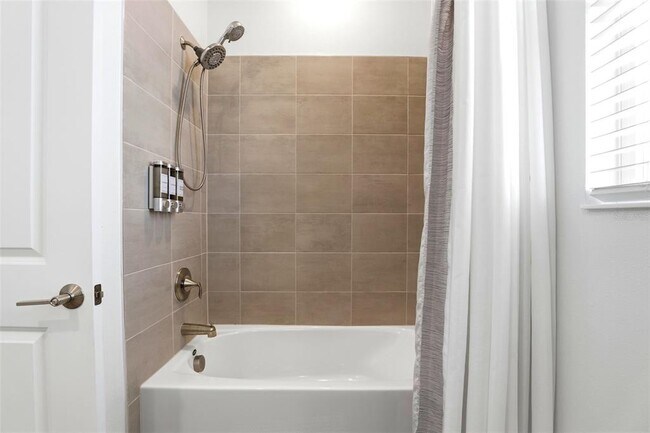 Building Photo - 5671 Stephens Rd