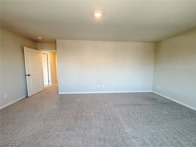 Building Photo - 7534 W Diablo Dr