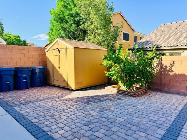 Building Photo - Coming Soon-Beautiful Home in El Dorado Gated Community!