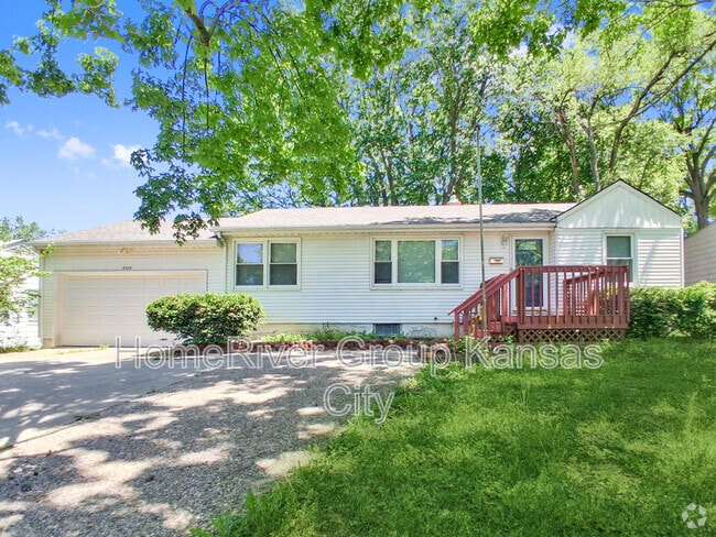 Building Photo - 5325 Ralston Ave