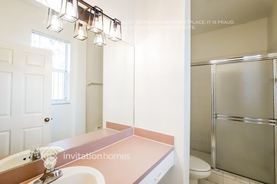 Building Photo - 15740 SW 148th Terrace