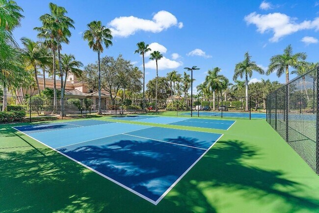 Building Photo - 2809 Amalei Dr