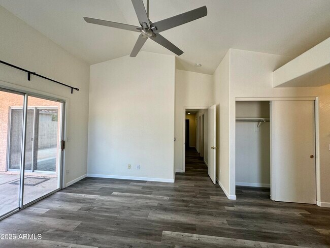 Building Photo - 2380 E Derringer Way