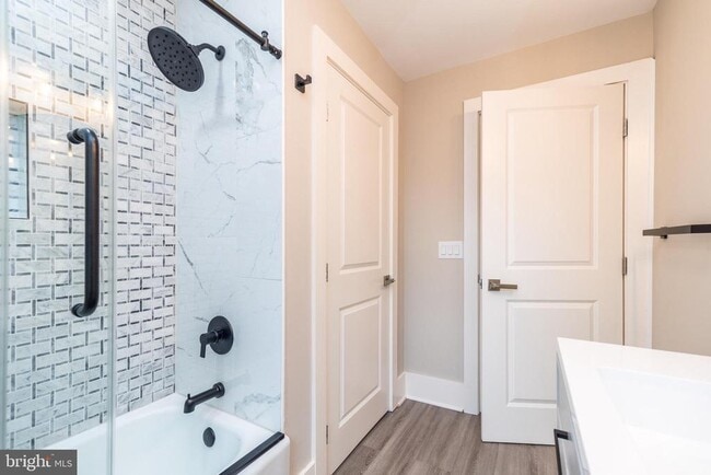 Building Photo - 343 Pawlings Rd