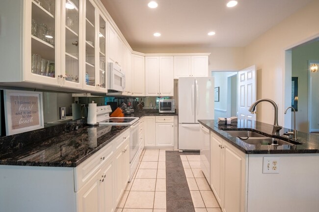 Building Photo - AVAILABLE HOME AUGUST '26 - MAY '27 @ ST. JAMES PLANTATION