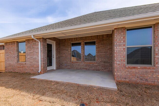 Building Photo - 8401 NW 162nd St