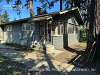 Building Photo - 10227 NE Shaver St