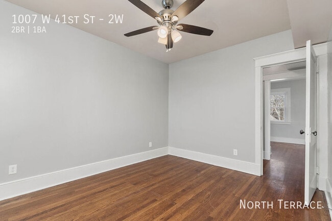 Building Photo - 1007 W 41st St