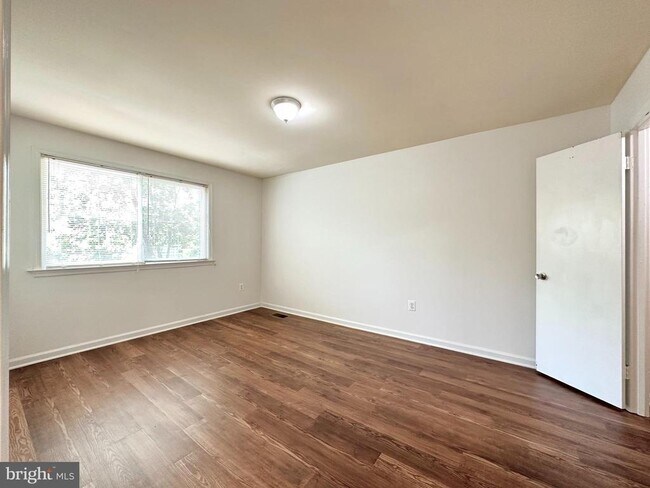 Building Photo - 18722 Paprika Ct