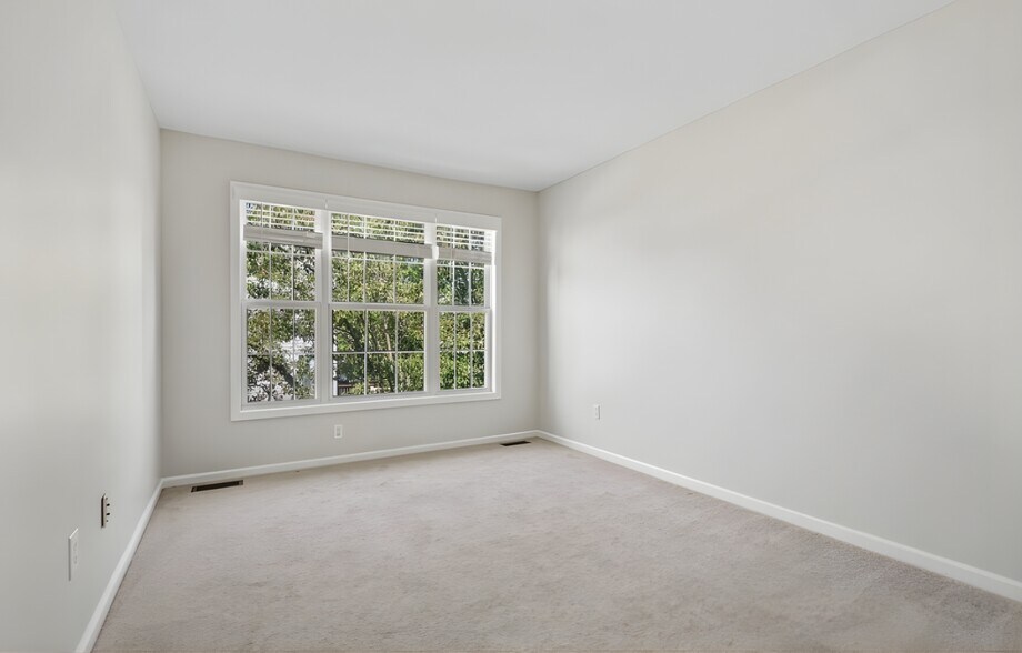 Bedroom 1 - 107 Brittany Ct