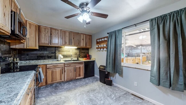 Building Photo - 1242 Elder St