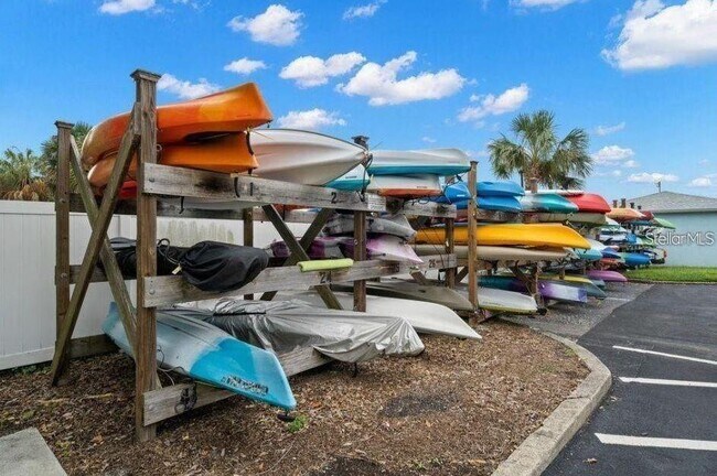 Building Photo - 213 Sea Horse Dr SE